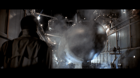 octobrerouge_sous-marin dans la brume