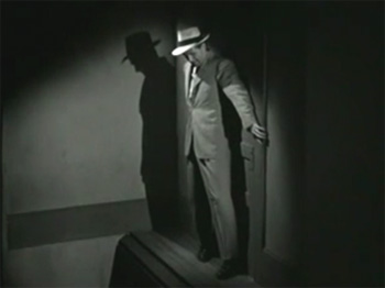 agent-secret-lloyd-bridges-mauvaise-posture